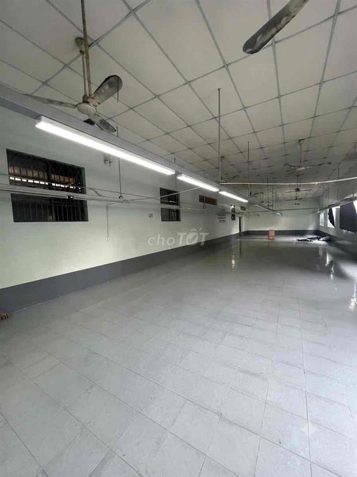 Cho thuê xưởng 600m. Xuân thới sơn. Hóc Môn