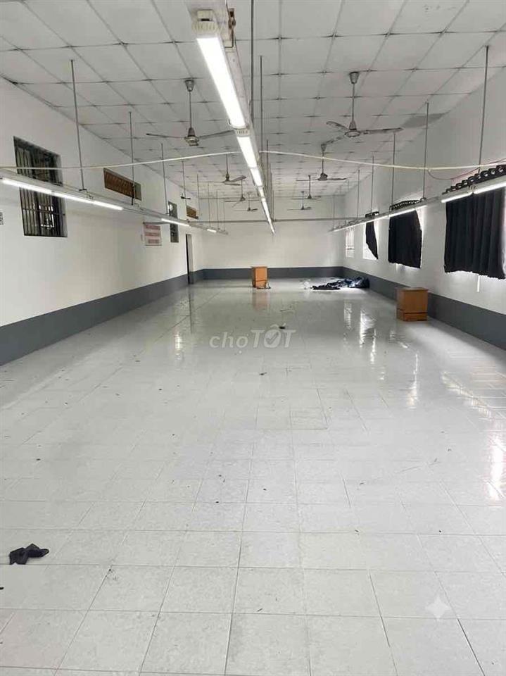 Cho thuê xưởng 600m. Xuân thới sơn. Hóc Môn