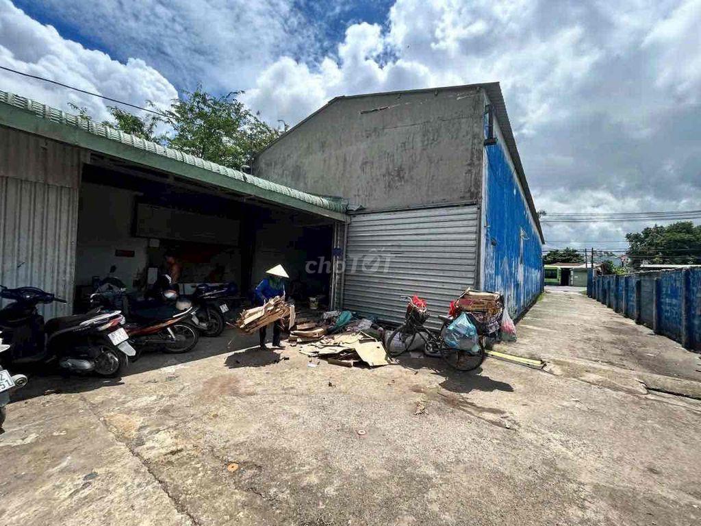 Cho thuê xưởng 2000m. Dương công khi. Tặn Hiệp. Hóc Môn