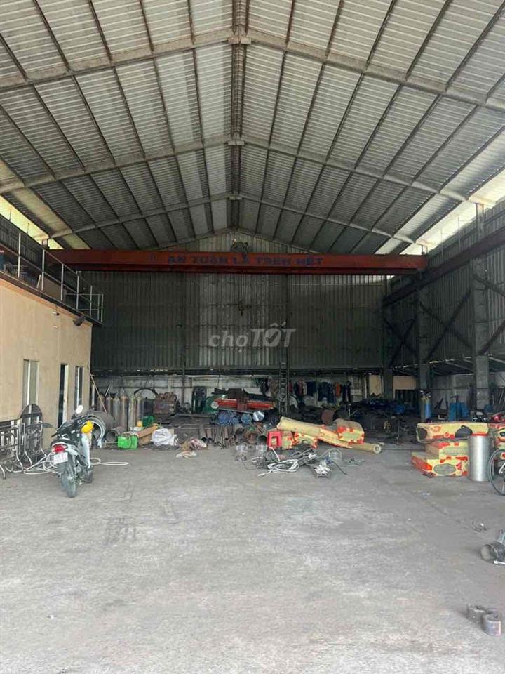 Cho thuê xưởng 1200m. Đường Phan Văn Khải. Tân Thông Hội. Củ  Chi