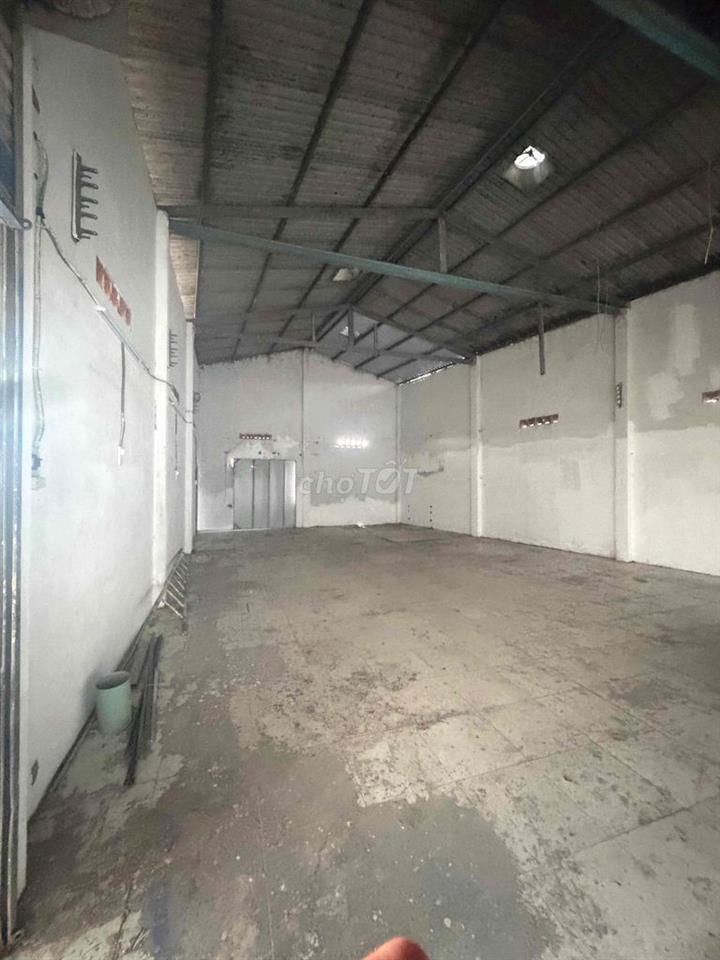 Cho thuê xưởng 1000m. Tân Hiệp. Hóc Môn