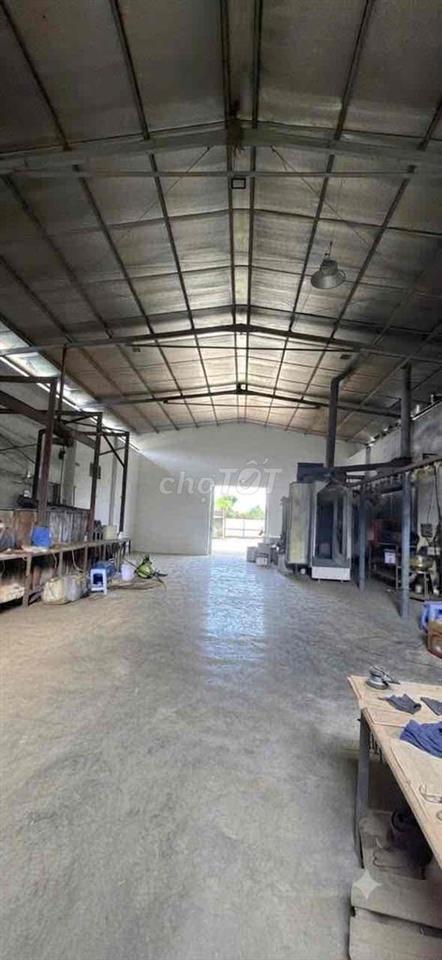 Cho thuê xưởng 1000m. Tân Hiệp. Hóc Môn