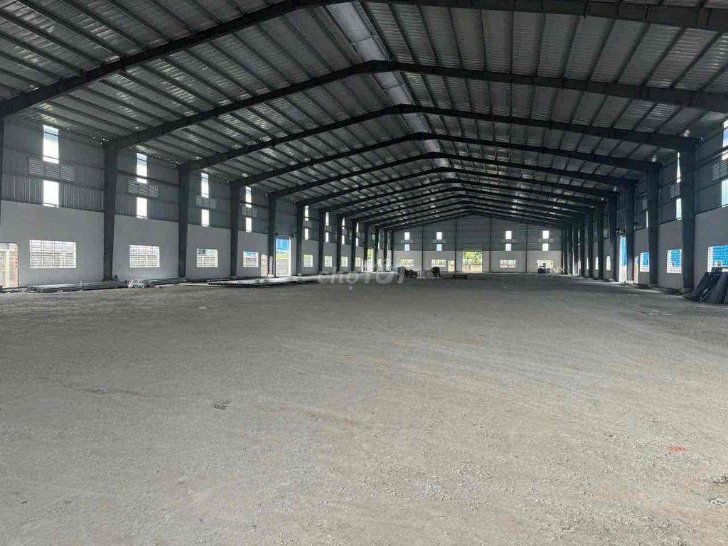 Cho thuê xưởng 5700m. khu công nghiệp Hải Sơn. Đức Hoà Long An