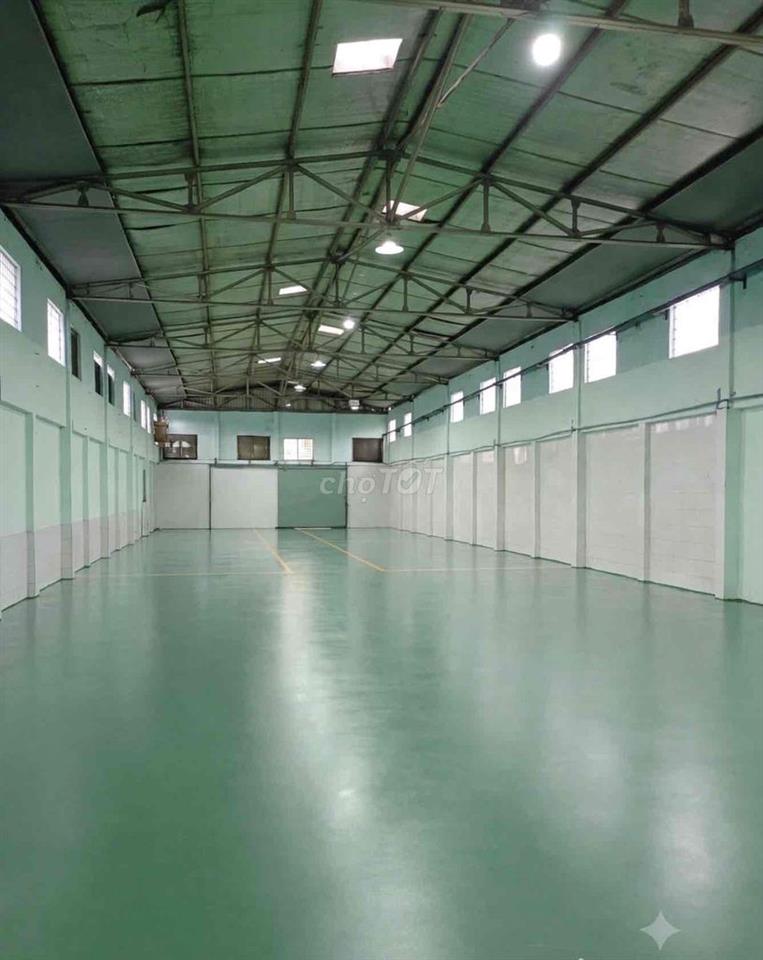 Cho Thuê Xưởng Hóc Môn 700m, cont 24/24, trạm 160kva