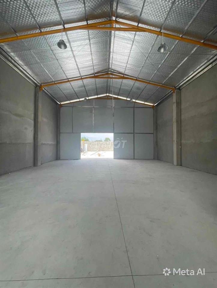 Chủ cho thuê xưởng dtsd 600m tải 10T lưu thông