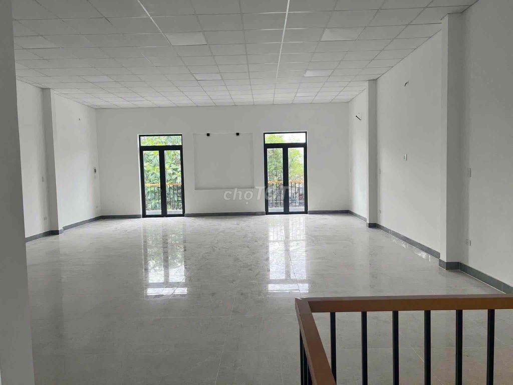 Chủ cần cho thuê nhà xưởng 400m trệt 1 lầu, tải lớn