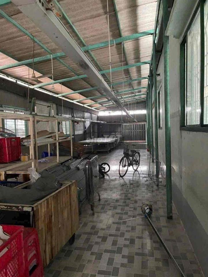 Chủ cho thuê nhà xưởng sd 600m² , tải 10T lưu thông