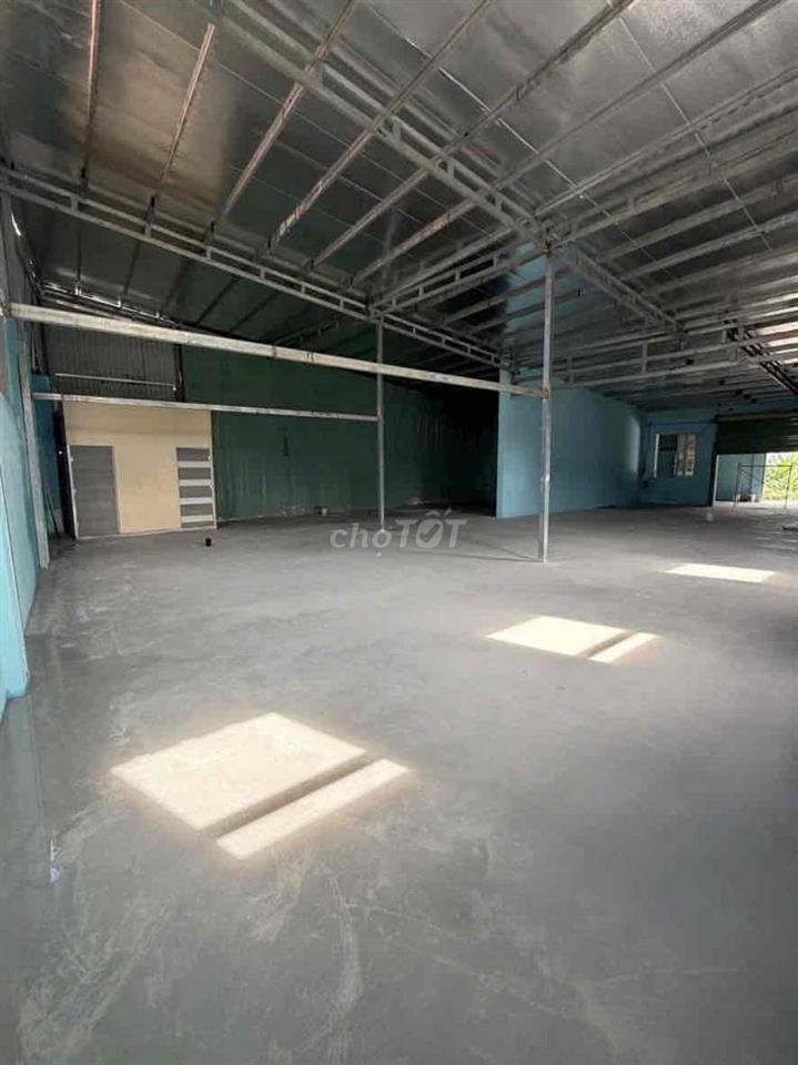 Chủ cho thuê nhà xưởng 450m²