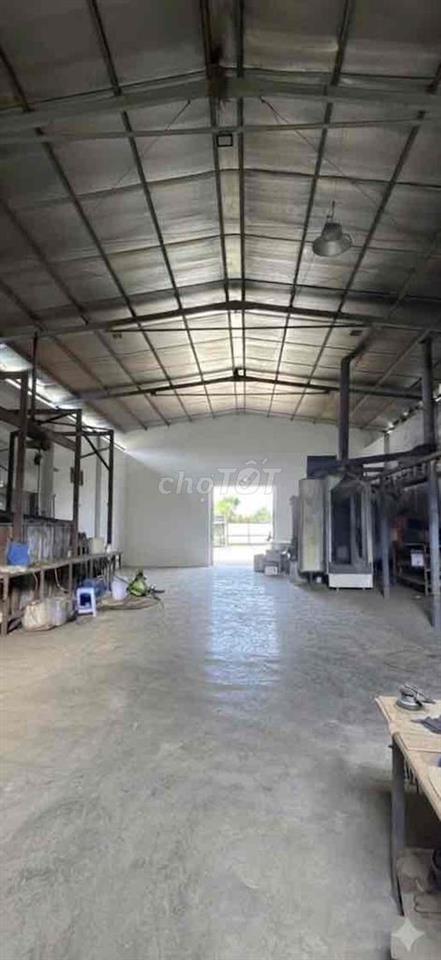 Chủ cần cho thuê nhà xưởng tdt 1.000m² , 35tr, tải lớn