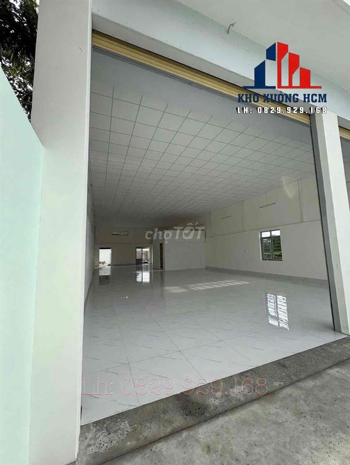 Xưởng mới xây dựng cho thuê khuôn viên 800m²