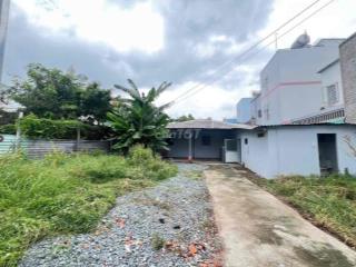 Chủ gửi nhà tdt 260m² = 5.5 triệu, khuôn viên rộng