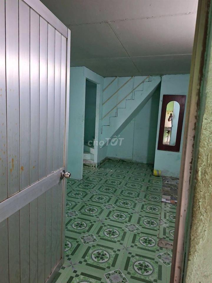 Chủ ngộp bán nhanh đất 115m2 tặng nhà ngay X.Tân Thông Hội Giá 825 tr