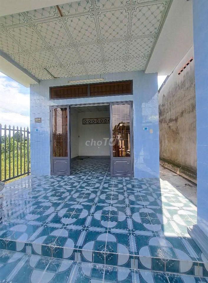 Bán đất 120m2 tặng nhà gần Bệnh viện Xuyên Á Tân Phú Trung Giá 820 tr