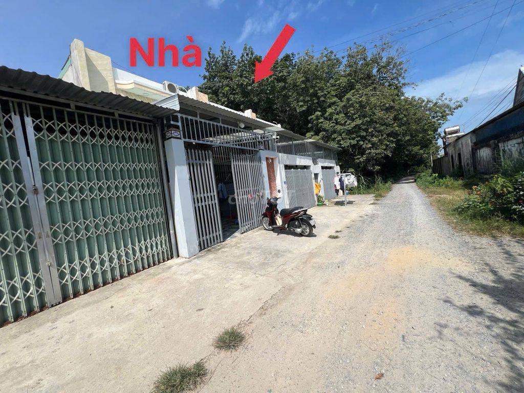 Chủ cần bán gấp nhà 70m2 ngay sát KCN Trảng Bàng Giá 1 tỷ 075
