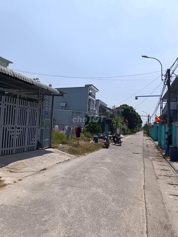 Chủ ngộp cần bán nhanh đất 125m2 ngay X.Tân Phú Trung Giá chỉ 1 tỷ 25