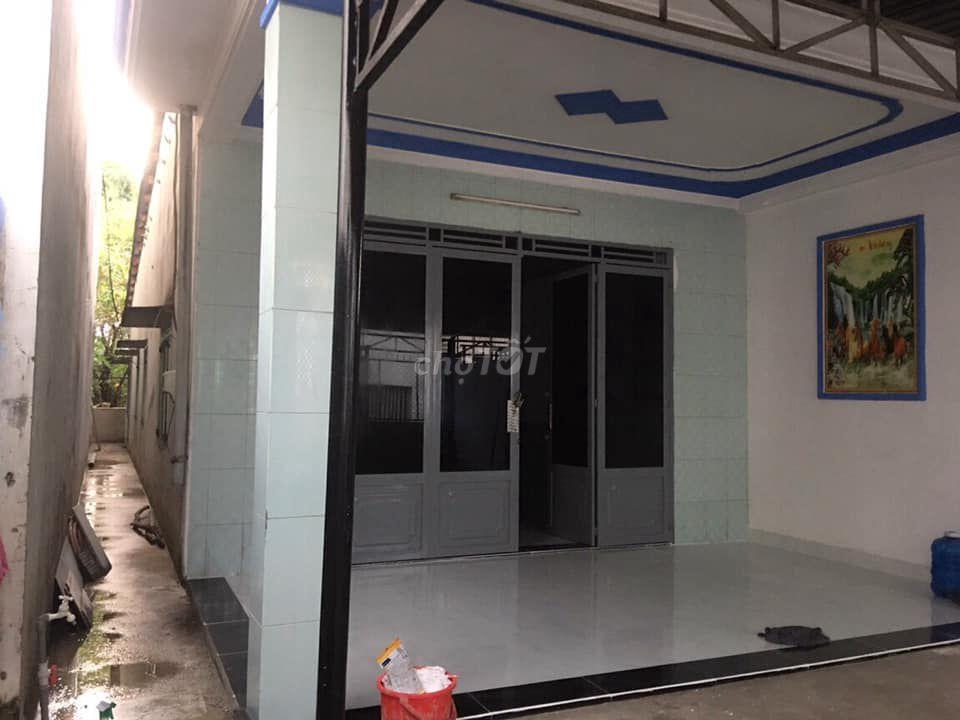 Chỉ với 900tr sở hữu nhà cấp 4 gần Bệnh viện Củ Chi. DT 130m², SHR