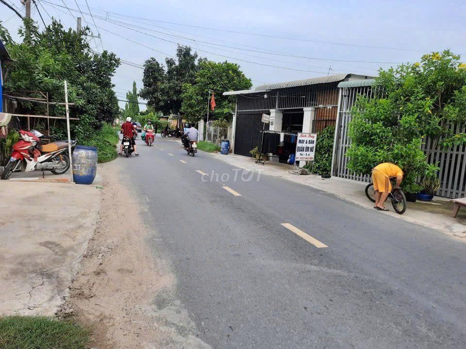 Bán Ngộp 143m2 Đ.Trung Lập giá chỉ 600tr tại xã Thái Mỹ, Củ Chi SHR.