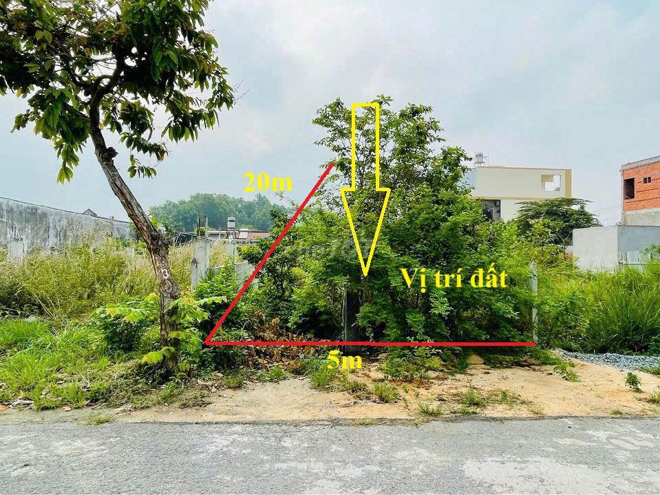 Siêu Phẩm 100m2 vuông vức full thổ tại Thị trấn Củ Chi giá 1tỷ150, SHR