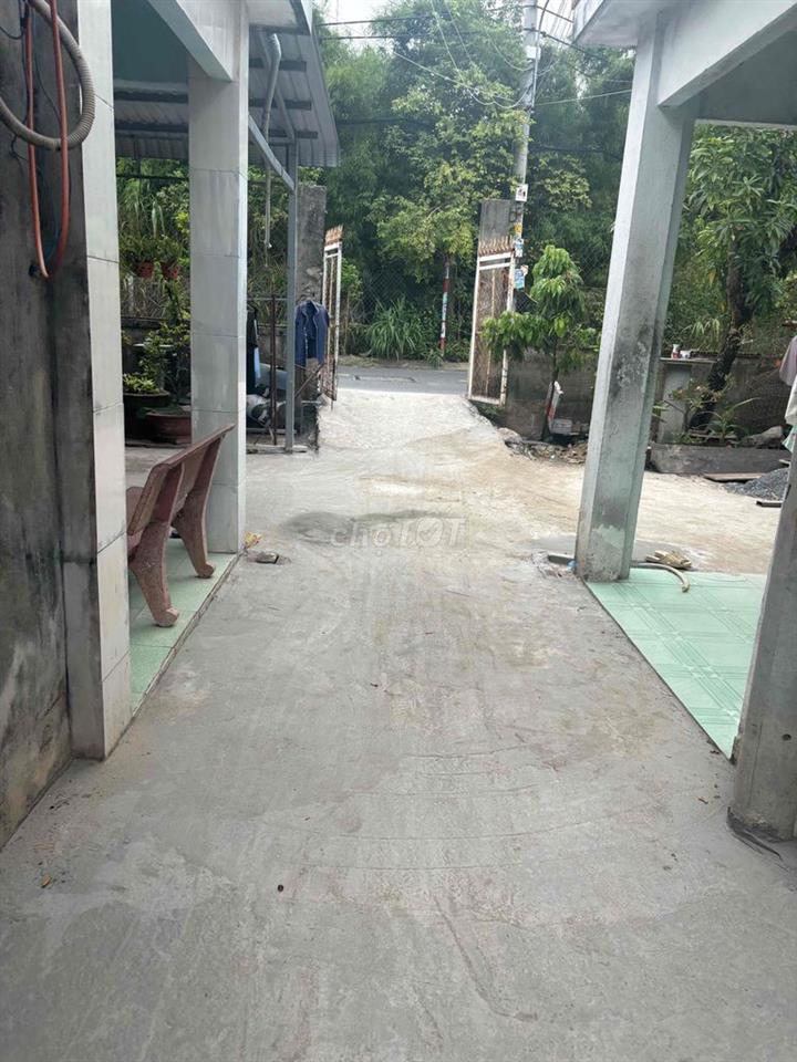 Đất 20x19m SHR Kdc sát sân banh thới tứ thị trấn H.Mon