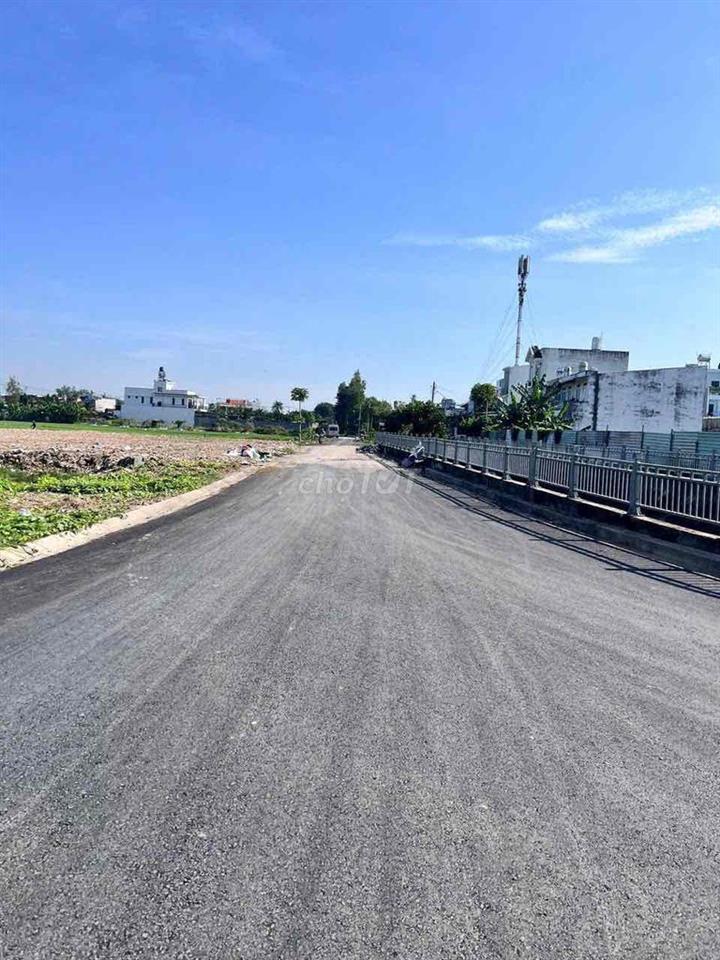 Đất 5x20m ngay chung cư tx22