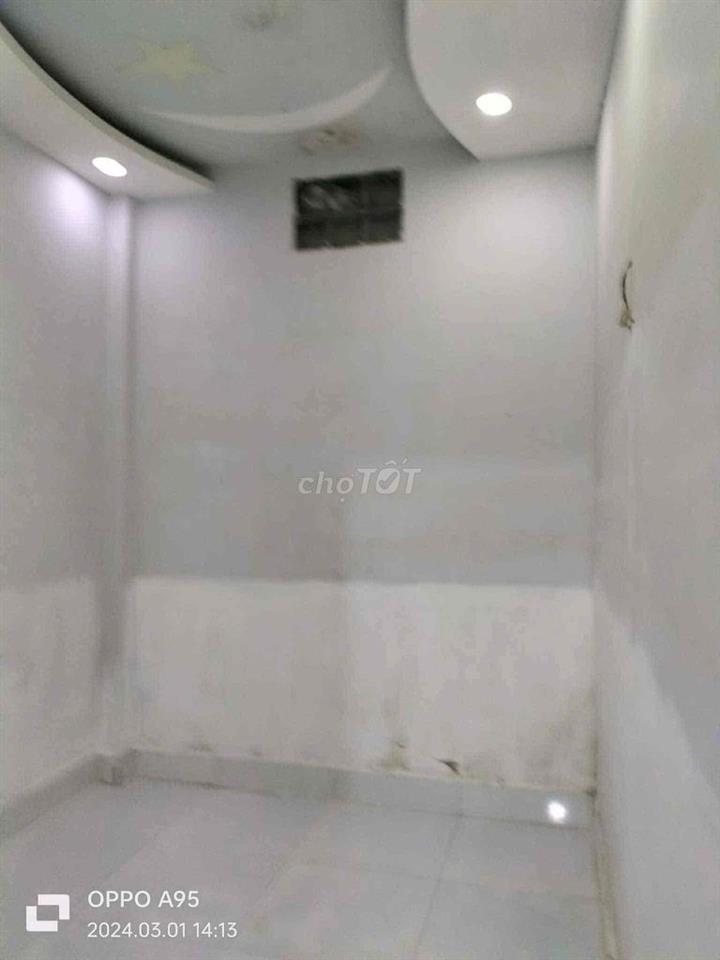 Cần tiền trả nợ bán nhà 3,2x15m gần chợ đường tx52