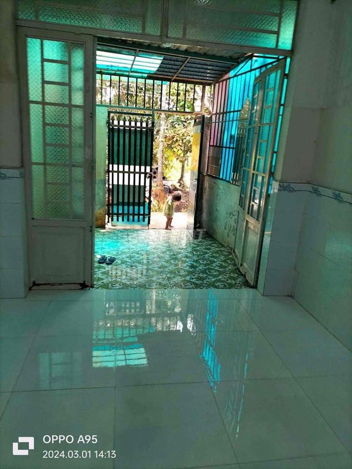 Cần tiền trả nợ bán nhà 3,2x15m gần chợ đường tx52