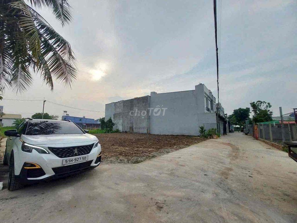 Đất kdc tx14 40x30m đường xe tải sát chung cư picity