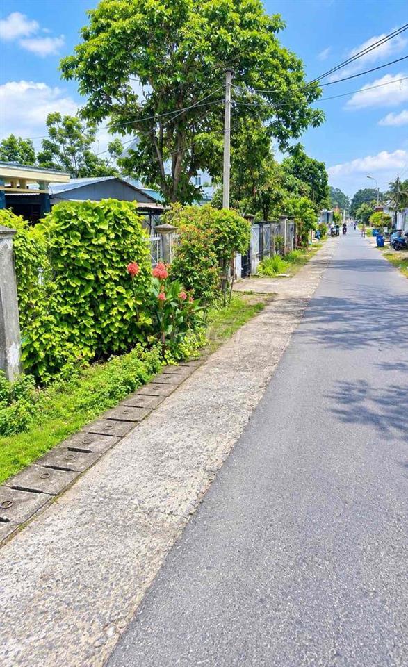 CHÍNH CHỦ CẦN BÁN MIẾNG ĐẤT GĐ 10X43M KDC ĐÔNG, CHỢ VIỆT KIỀU CỦ CHI