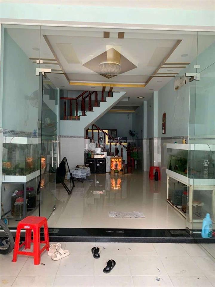 bán gấp nhà  1 trệt 1 lầu  đường tx38 thới an