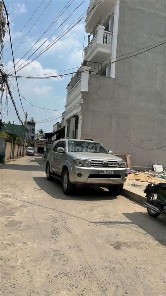 hàng ngộp đất 4,5x17 đường tl 40 phường thạnh lộc quận 12