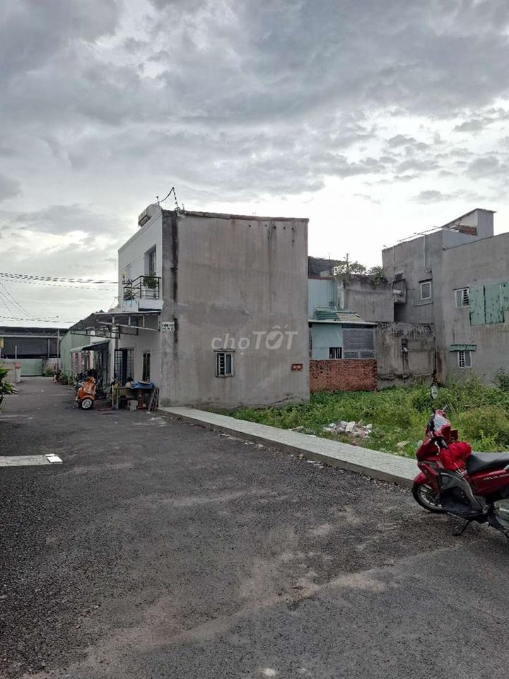 hạ giá bán gắp lô đất 61,8m đường cầu ba phụ tx 25 phường thạnh xuân