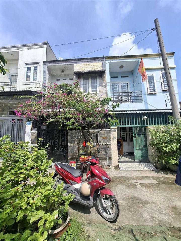 bán nhà 1 trệt 1 lầu  đường thạnh lộc 37 phường an phú đông