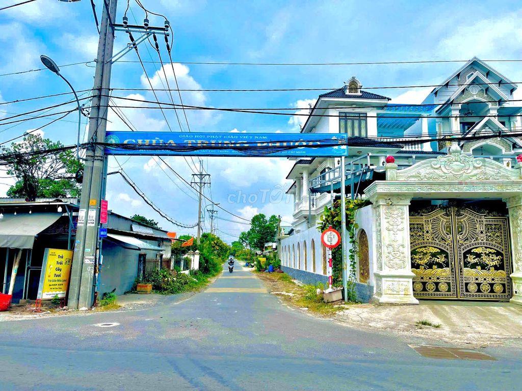CHỊ TƯ CẮT LỖ GIẢM SÂU LÔ ĐẤT DT KHỦNG 464M2 GIÁ RẺ TẠI TÂN PHÚ TRUNG