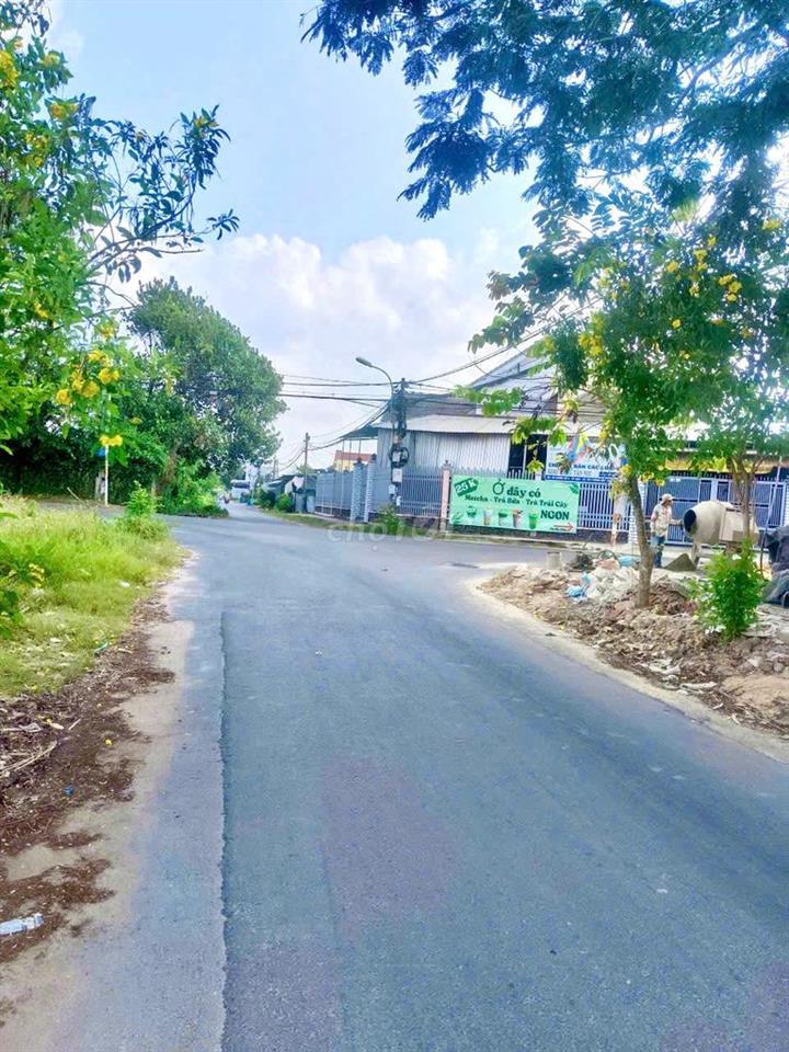 Bán nhanh lô đất cực đẹp ngay MT đường 28 sát Ql 22 giá sốc chỉ 619tr