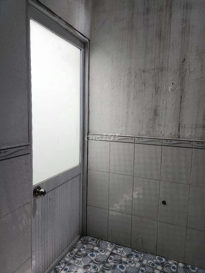 Bán nhà 1/ Dương Công Khi. Hẻm xe tải. 97m2. 2 tầng. Giá 2,35 tỷ.