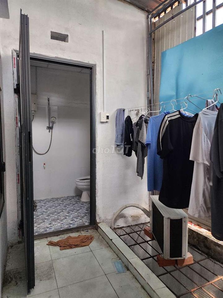 Bán nhà 1/ Dương Công Khi. Hẻm xe tải. 97m2. 2 tầng. Giá 2,35 tỷ.