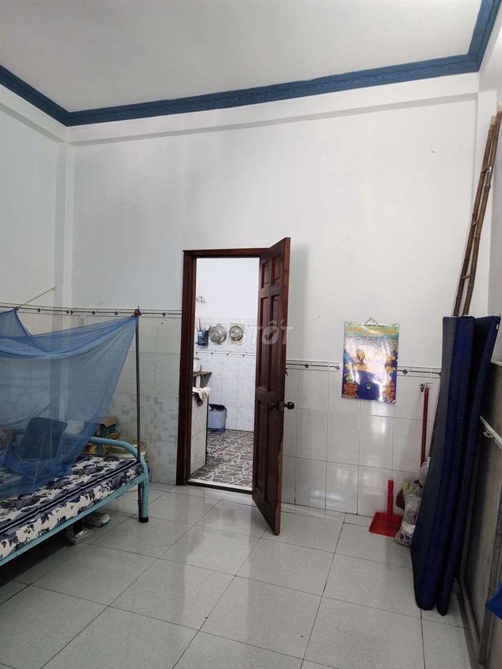 Bán nhà MT Xuân Thới Sơn 33. 2 tầng. 3,35 tỷ.