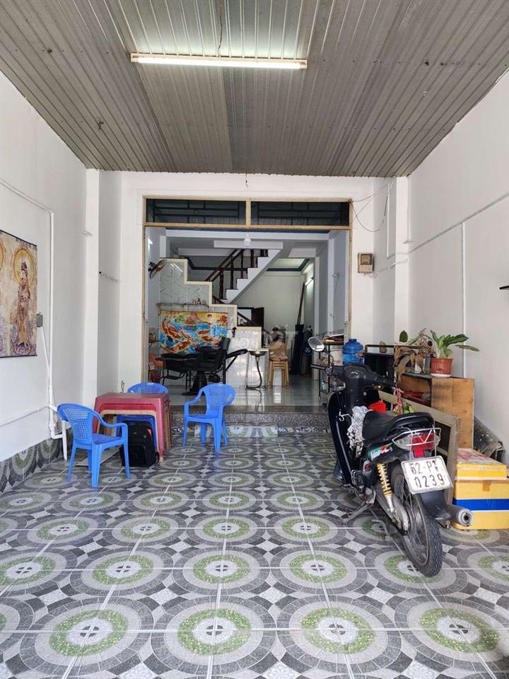 Bán nhà MT Xuân Thới Sơn 33. 2 tầng. 3,35 tỷ.