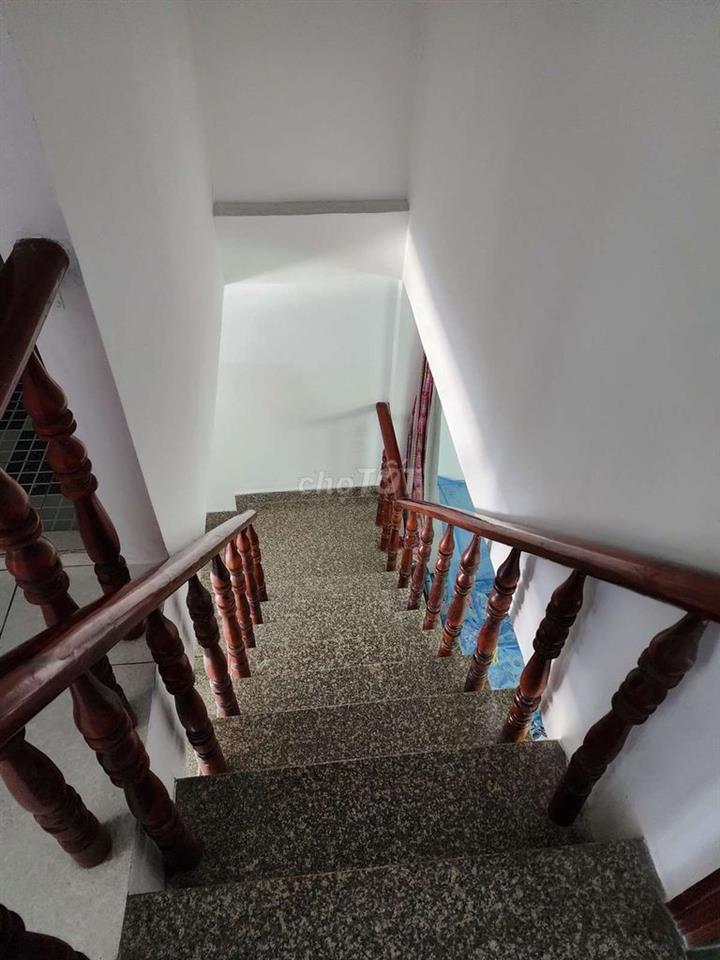 Bán nhà MT Xuân Thới Sơn 33. 2 tầng. 3,35 tỷ.