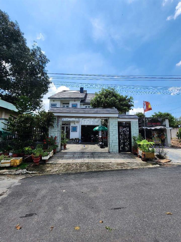 Bán biệt thự mini đường 1/ DT 748, An Điền, Bến Cát, Bình Dương.
