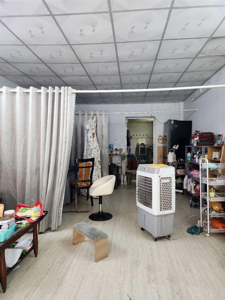 Nhà mặt tiền Tân Hiệp 6. Diện tích sàn 131m2. 7,5 tỷ.