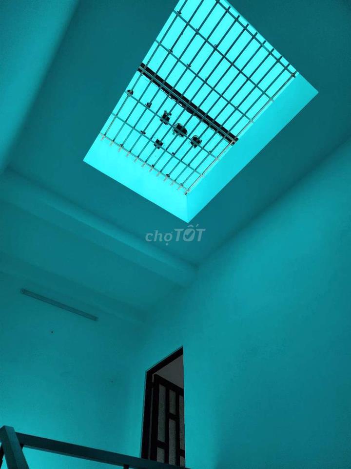 Nhà mặt tiền Nguyễn Thị Chuối. 7x18,6. 123,2m2. Giá 8,8 tỷ.