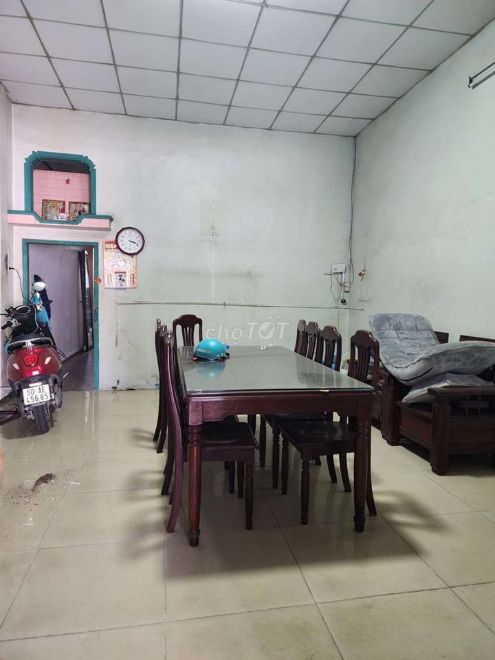 Nhà mặt tiền Lê Thị Ri. 1118m2. Cấp 4. 6,3 tỷ.