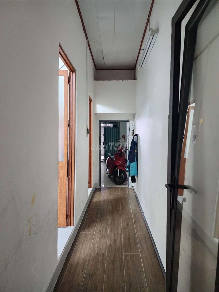 Nhà mặt tiền Lê Thị Ri. 1118m2. Cấp 4. 6,3 tỷ.