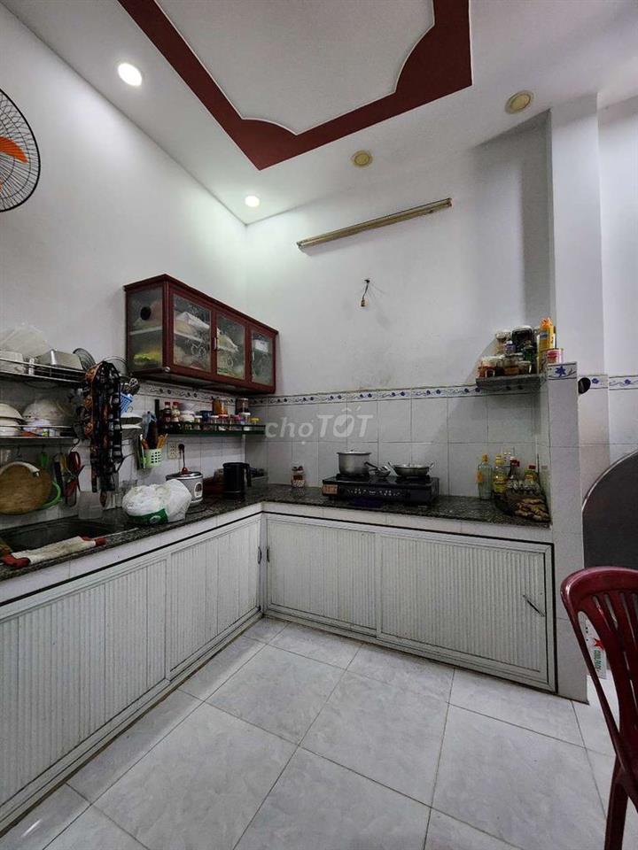 Nhà 1 xẹt Tân Hiệp 6, 3 tầng. Giá chỉ 3,8 tỷ.