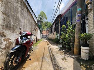 Nhà 1 xẹt Tân Hiệp 6, 3 tầng. Giá chỉ 3,8 tỷ.