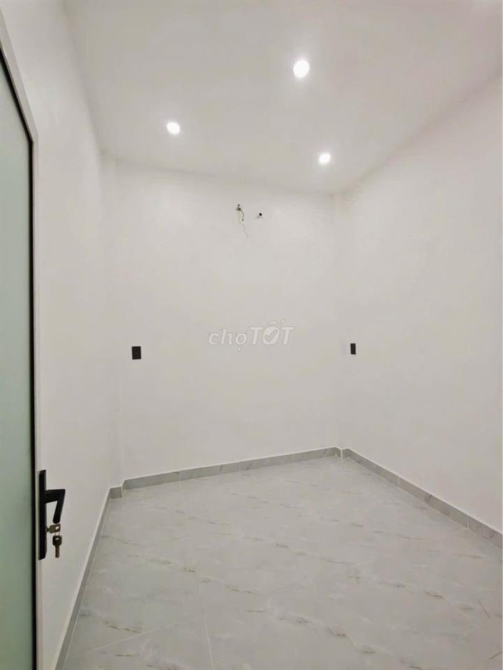 Cần sang lại căn nhà 222m2, SHR, Giá 850tr, Xã Tân Phú Trung - Củ Chi.