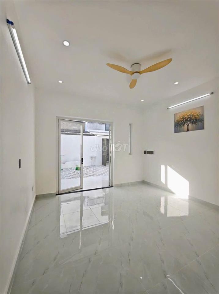 Cần sang lại căn nhà 222m2, SHR, Giá 850tr, Xã Tân Phú Trung - Củ Chi.