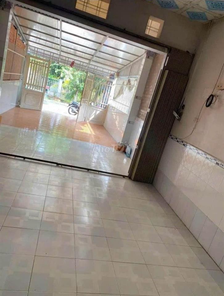 Bán gấp lô đất tặng căn nhà 132 ở Tân Phú Trung - Củ Chi Giá 750 triệu