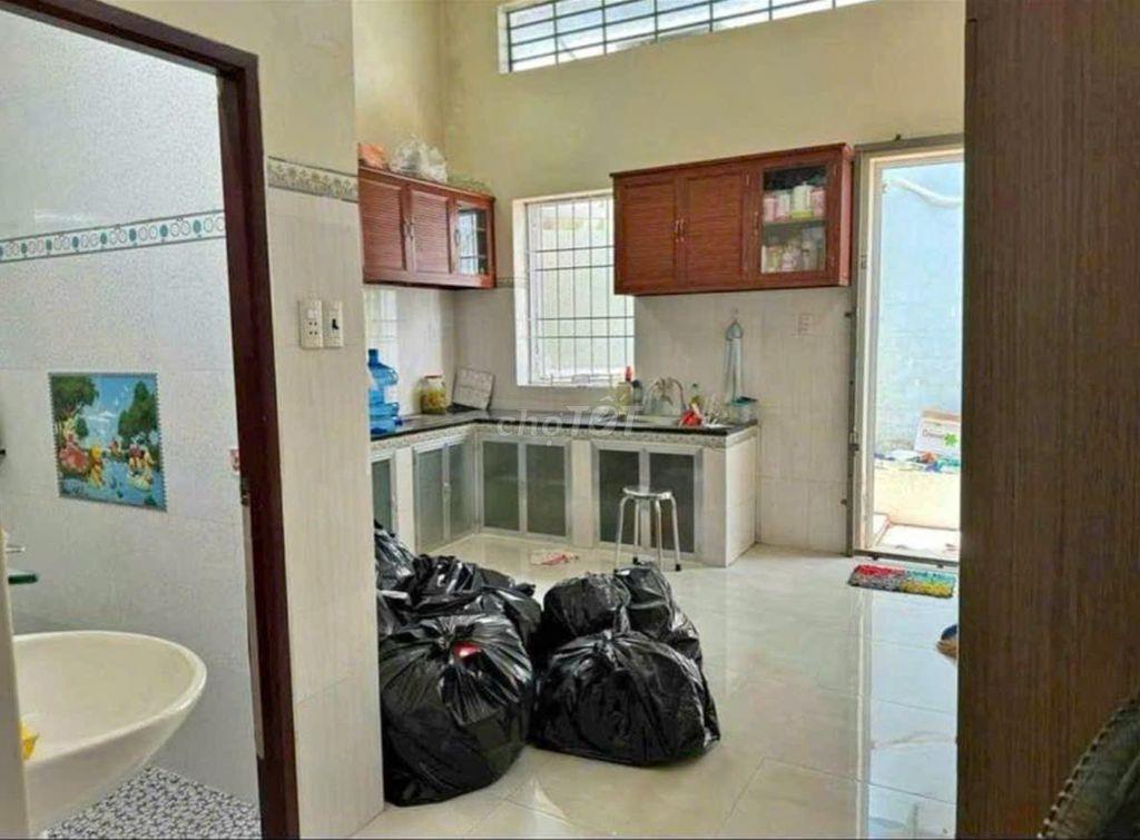 Bán gấp lô đất tặng căn nhà 132 ở Tân Phú Trung - Củ Chi Giá 750 triệu